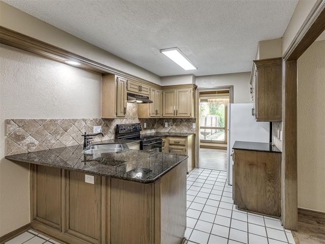 907 Leisure Drive, Midwest City, OK 73110