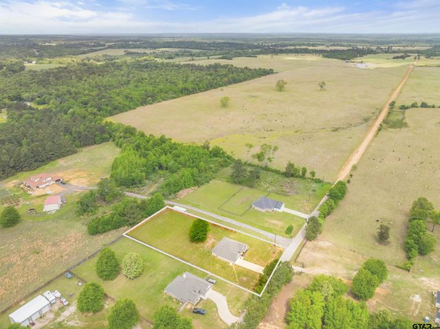 16889 C R 3224, Winona, TX 75792
