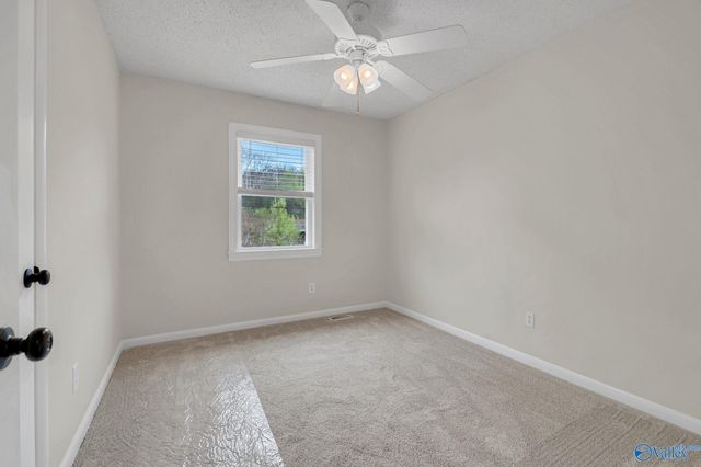 4704 Whitehall Drive NW, Huntsville, AL 35816