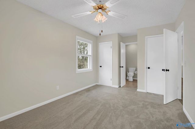 4704 Whitehall Drive NW, Huntsville, AL 35816