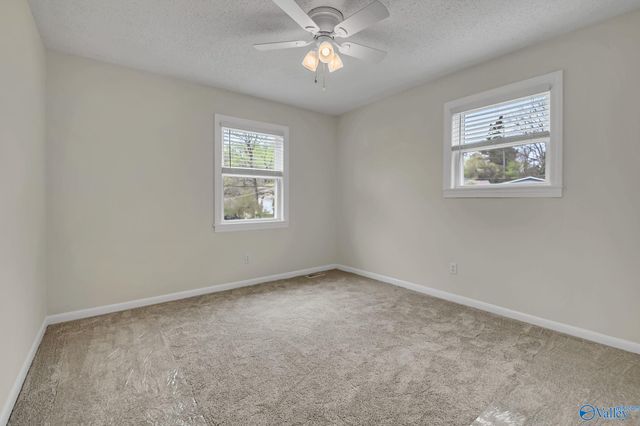 4704 Whitehall Drive NW, Huntsville, AL 35816