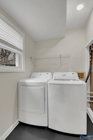 4704 Whitehall Drive NW, Huntsville, AL 35816