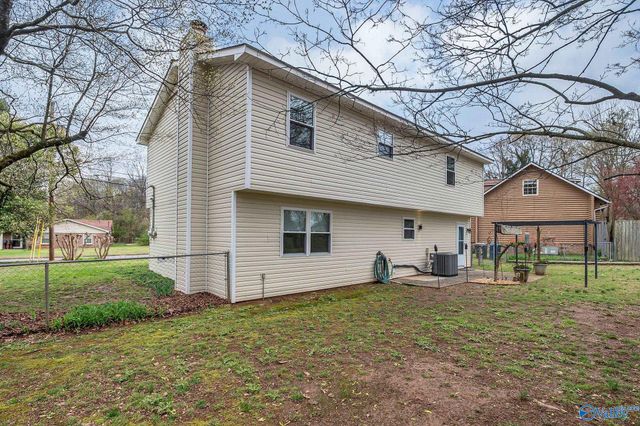 4704 Whitehall Drive NW, Huntsville, AL 35816