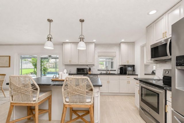 4206 HELENE PLACE, Valrico, FL 33594