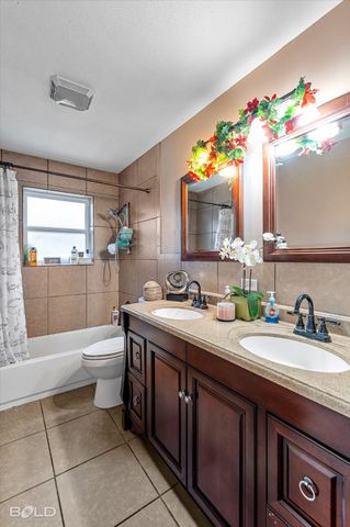 2500 La Vonne Circle, Bossier City, LA 71111