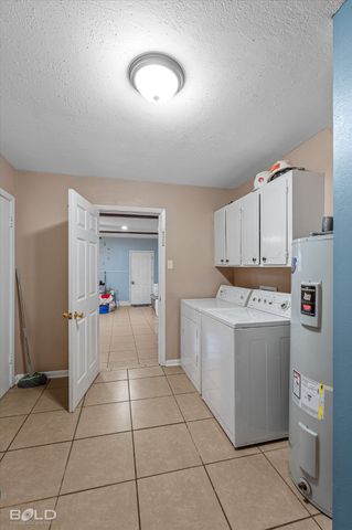 2500 La Vonne Circle, Bossier City, LA 71111