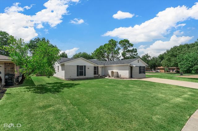 2500 La Vonne Circle, Bossier City, LA 71111