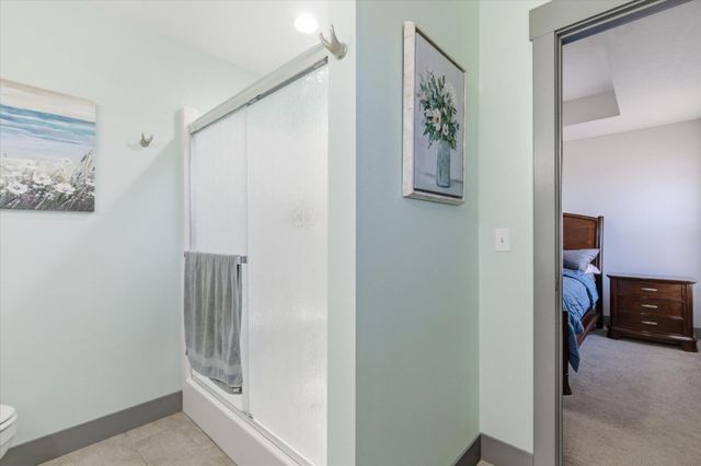 1930 N Seabrook Drive, Nixa, MO 65714