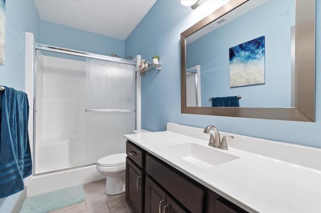 1930 N Seabrook Drive, Nixa, MO 65714