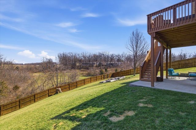 1930 N Seabrook Drive, Nixa, MO 65714