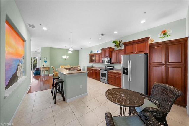 8641 Piazza Del Lago CIR 201, Estero, FL 33928