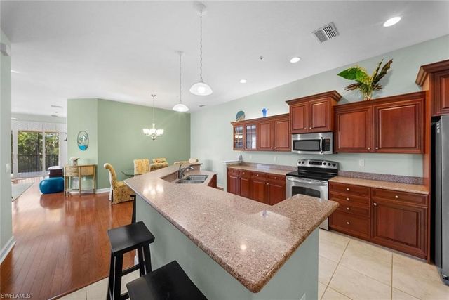 8641 Piazza Del Lago CIR 201, Estero, FL 33928