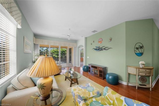 8641 Piazza Del Lago CIR 201, Estero, FL 33928