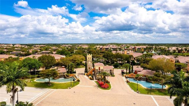 8641 Piazza Del Lago CIR 201, Estero, FL 33928