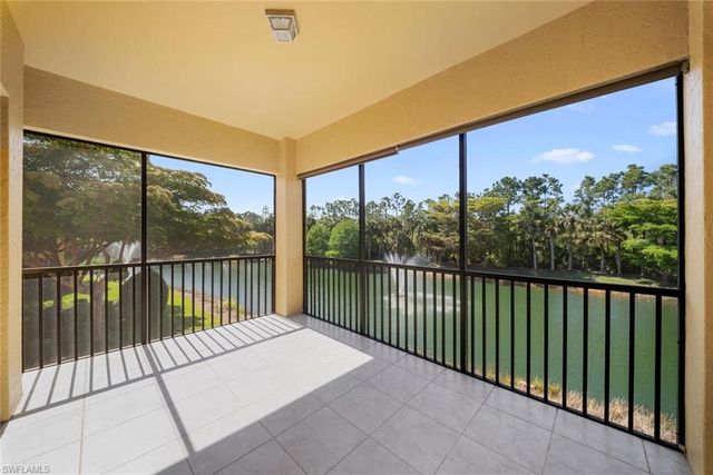 8641 Piazza Del Lago CIR 201, Estero, FL 33928