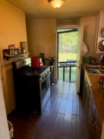 3233 Evans Avenue, Fort Worth, TX 76110