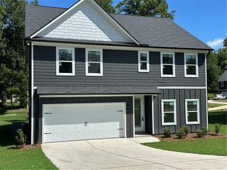 176 Bell Avenue, Hoschton, GA 30548