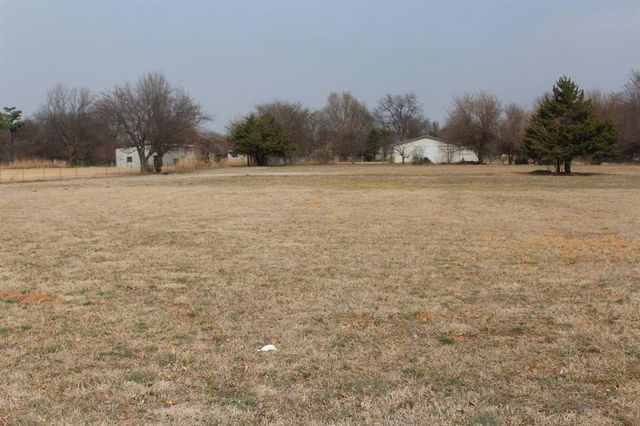 18477 320th Street, Norman, OK 73072