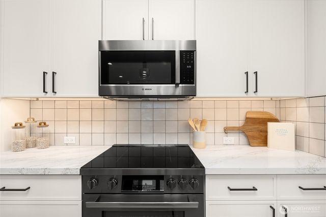 636 11th Avenue, Kirkland, WA 98033