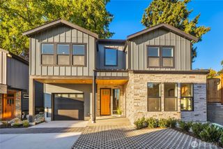 636 11th Avenue, Kirkland, WA 98033