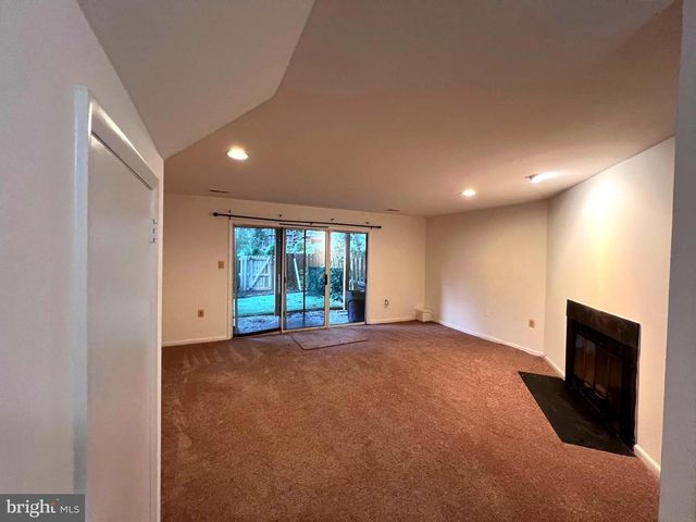 13303 WATERSIDE CIR, Germantown, MD 20874