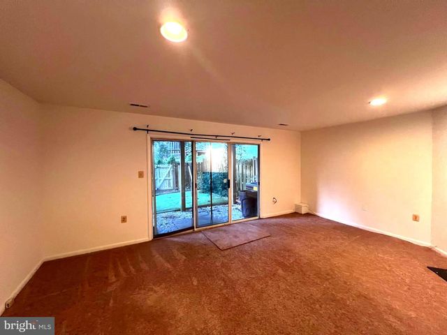 13303 WATERSIDE CIR, Germantown, MD 20874