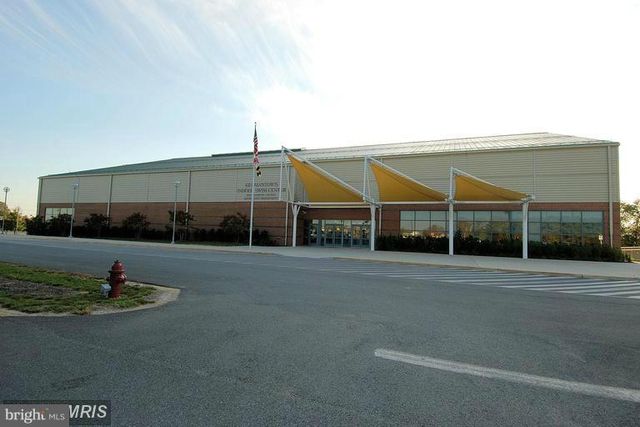 13303 WATERSIDE CIR, Germantown, MD 20874