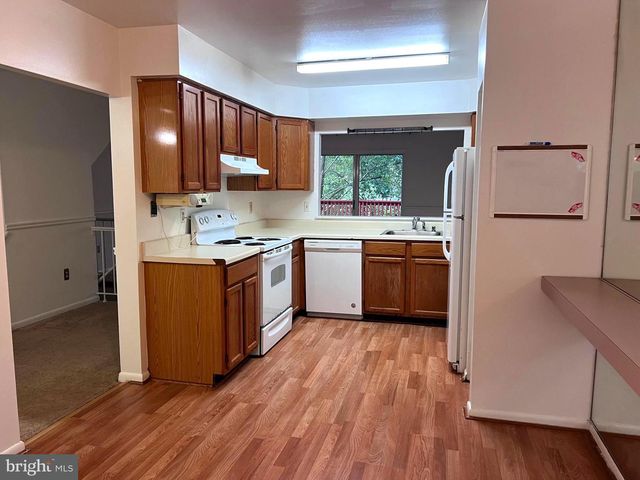 13303 WATERSIDE CIR, Germantown, MD 20874