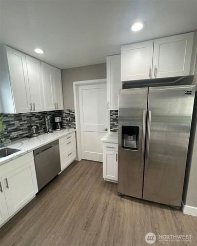 1819 7th Street W, Kirkland, WA 98033