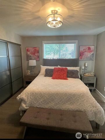 1819 7th Street W, Kirkland, WA 98033