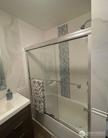 1819 7th Street W, Kirkland, WA 98033