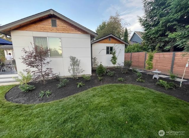 1819 7th Street W, Kirkland, WA 98033
