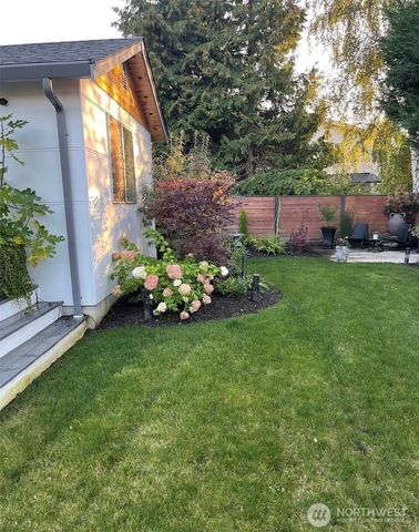 1819 7th Street W, Kirkland, WA 98033