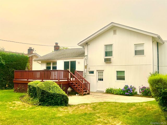 912 Whitehall Drive, North Woodmere, NY 11581