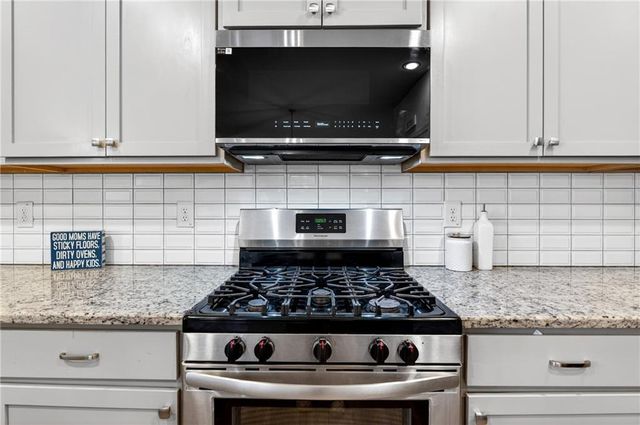 829 Riverwalk Manor Drive, Dallas, GA 30132