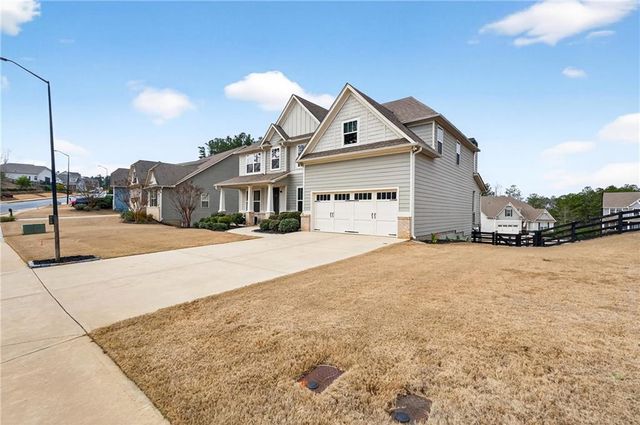 829 Riverwalk Manor Drive, Dallas, GA 30132