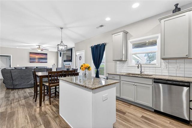 829 Riverwalk Manor Drive, Dallas, GA 30132