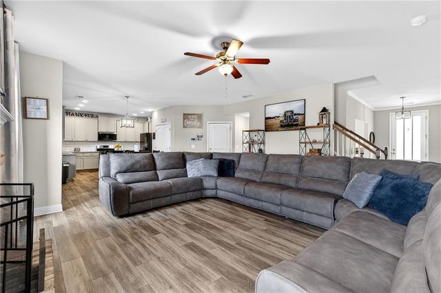 829 Riverwalk Manor Drive, Dallas, GA 30132