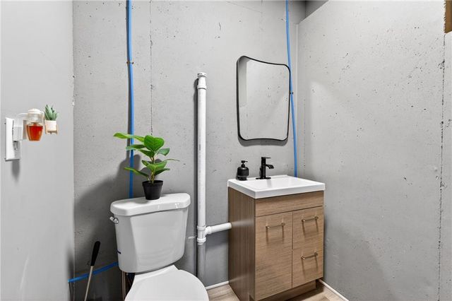 829 Riverwalk Manor Drive, Dallas, GA 30132