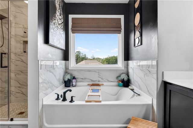 829 Riverwalk Manor Drive, Dallas, GA 30132