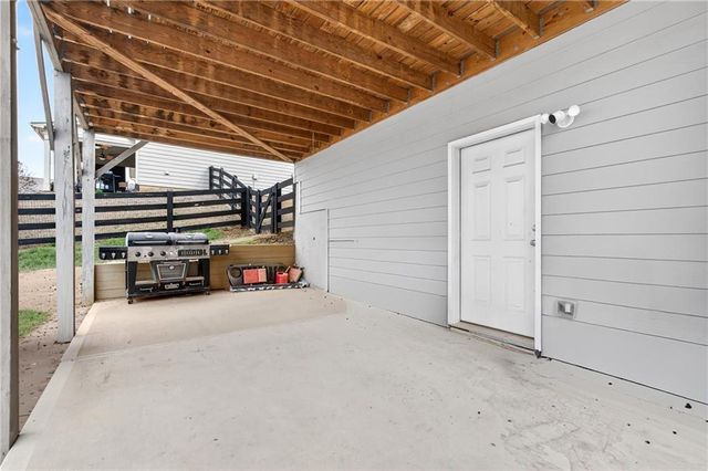 829 Riverwalk Manor Drive, Dallas, GA 30132