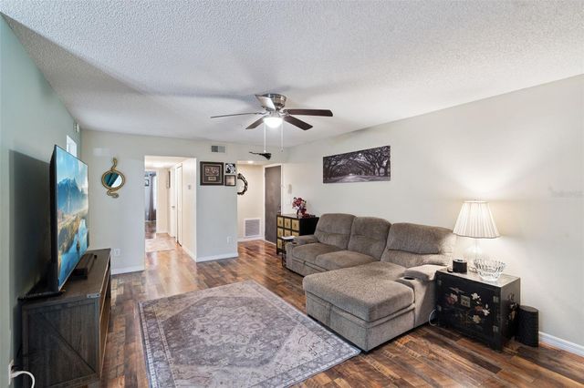 5271 WHITSTABLE WAY 2504, Orlando, FL 32812