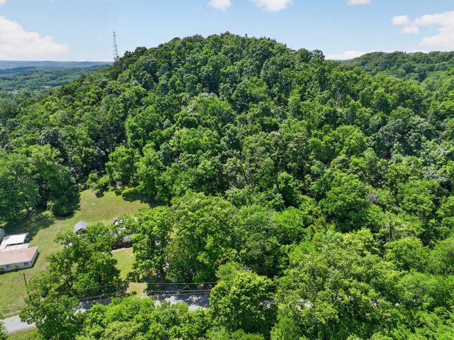 3717 Homeland Dr, Nashville, TN 37218