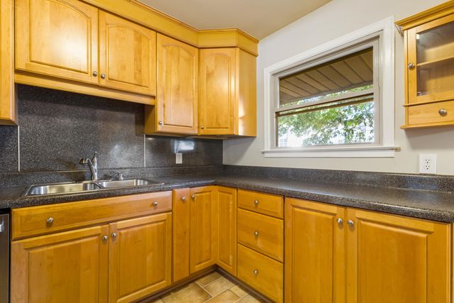 2111 Barbour Drive, Charleston, SC 29414