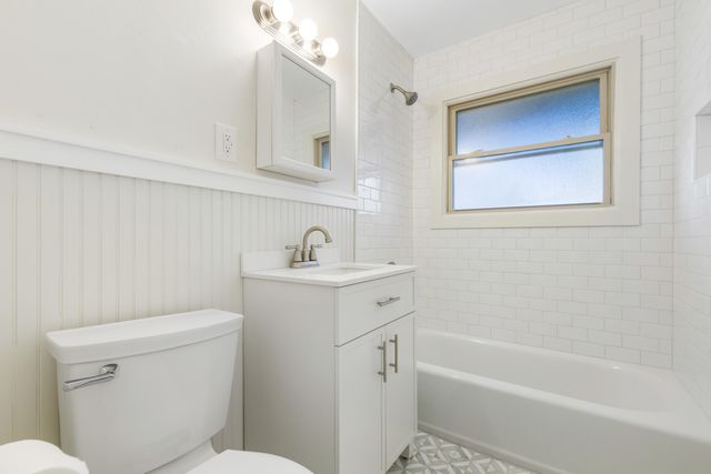 2111 Barbour Drive, Charleston, SC 29414