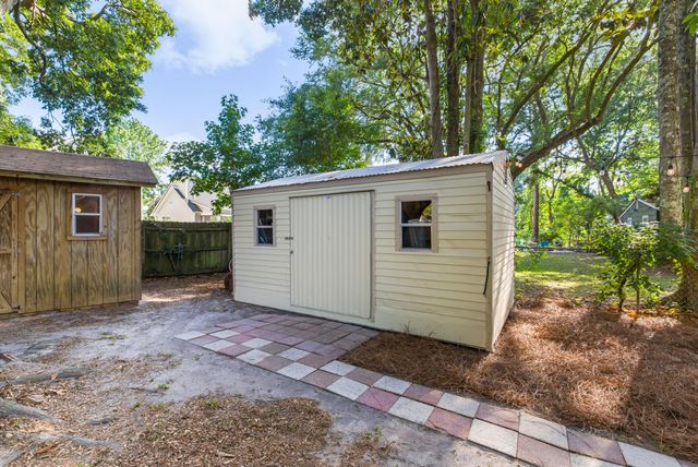 2111 Barbour Drive, Charleston, SC 29414
