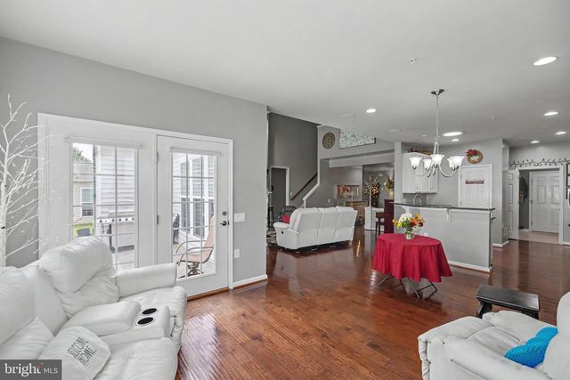 35 BATTERY POINT DR, Fredericksburg, VA 22406