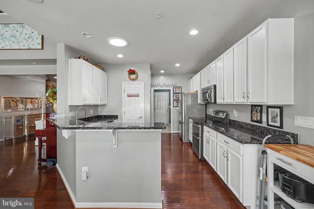 35 BATTERY POINT DR, Fredericksburg, VA 22406