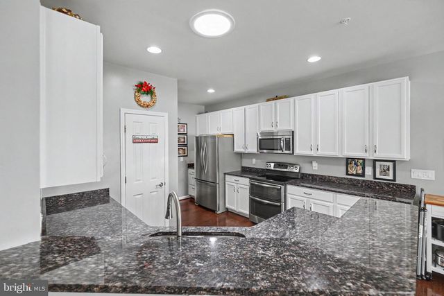 35 BATTERY POINT DR, Fredericksburg, VA 22406