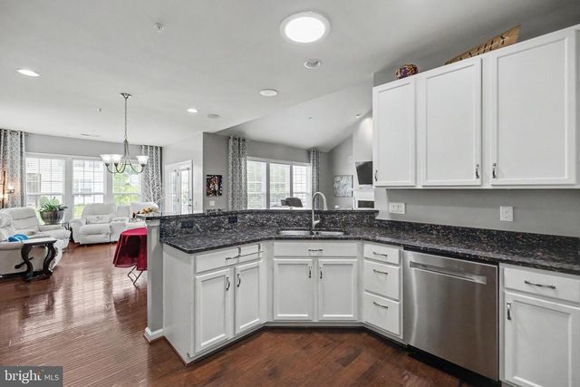 35 BATTERY POINT DR, Fredericksburg, VA 22406